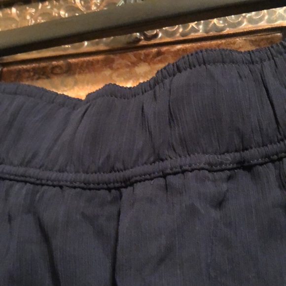NWT HTF Rare Vintage Hollister Navy Blue ruffled tiered skirt. Beautiful details - Picture 4 of 12